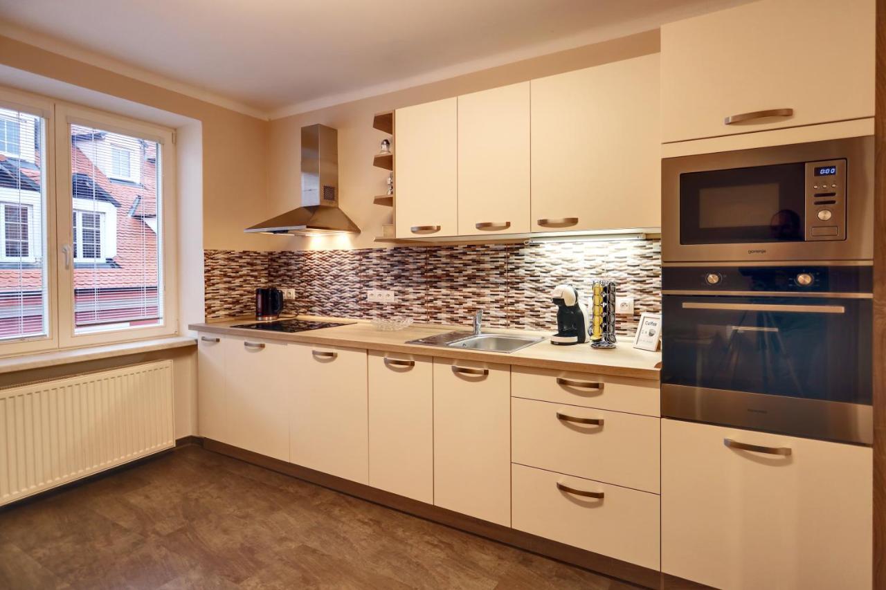 Old Town Apartment Cheb Bagian luar foto